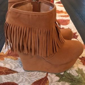 2 Pairs Black @ Tan BamBoo Wedge Fringe Heel